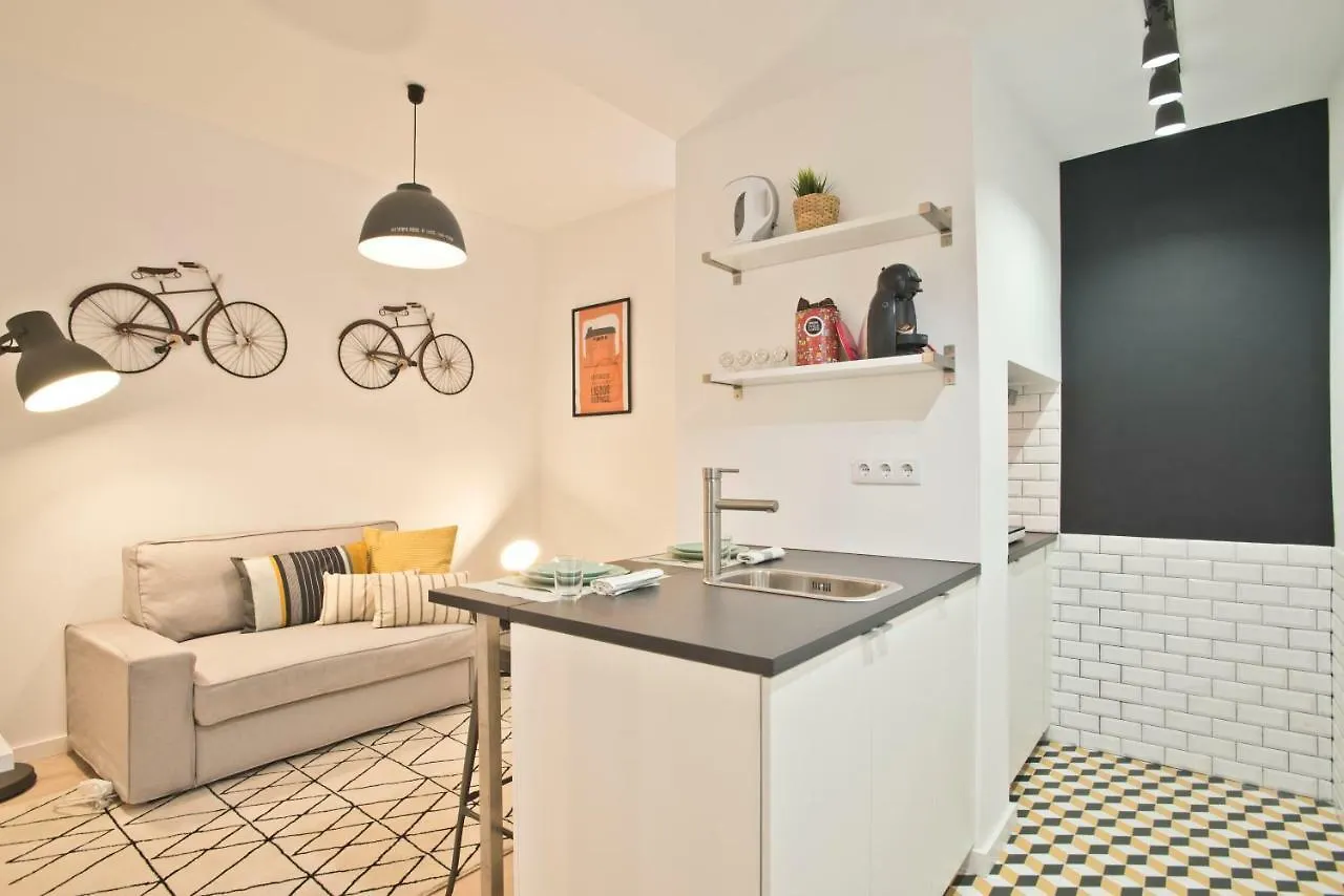 Lisbon Menta Apartment 0*,